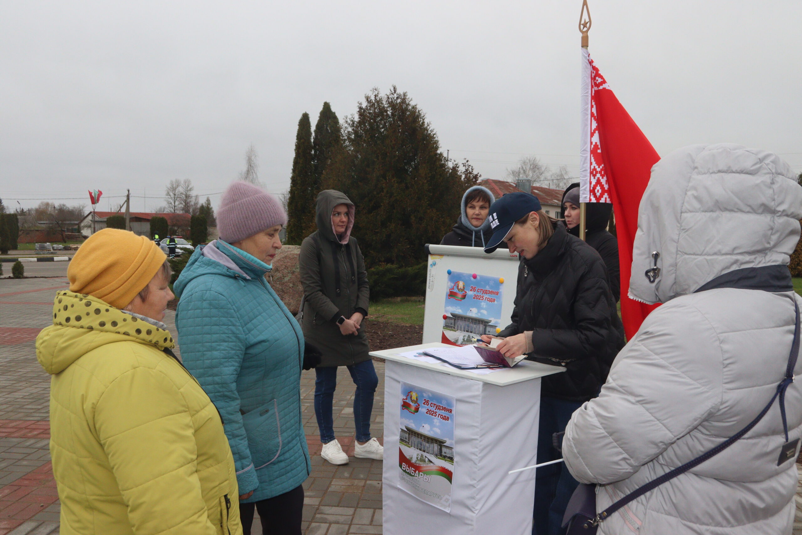 Сбор подписей за выдвижение в кандидаты в Президенты Беларуси проходит на Чашниччине